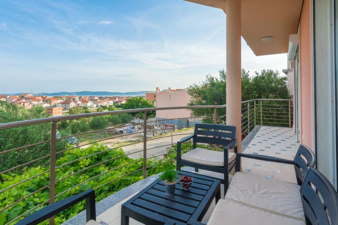 Apartment Kozina Zadar Exterior foto